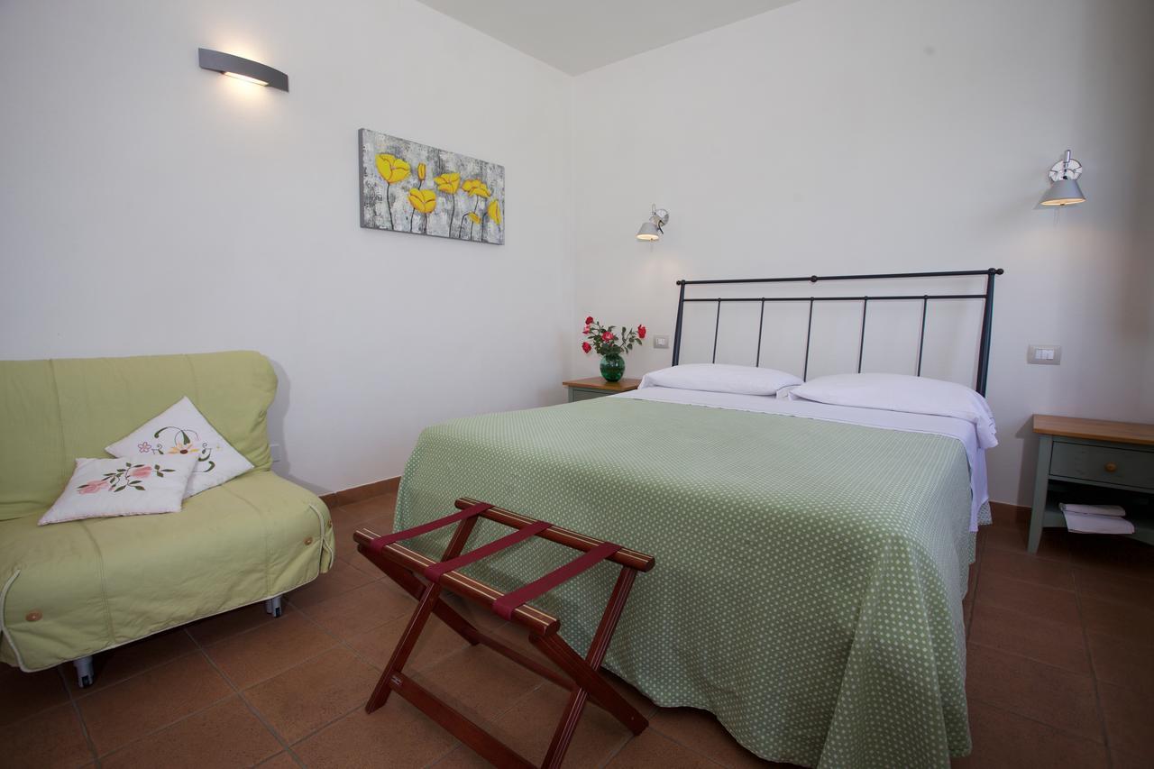 Bio Agriturismo Il Torrione Saturnia Buitenkant foto